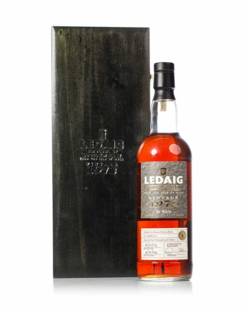 Ledaig 1972 Bottled 2001 With Original Box 3 Ledaig 1972 Bottled 2001 With Original Box -MARKLITTLER Sales CS1057a
